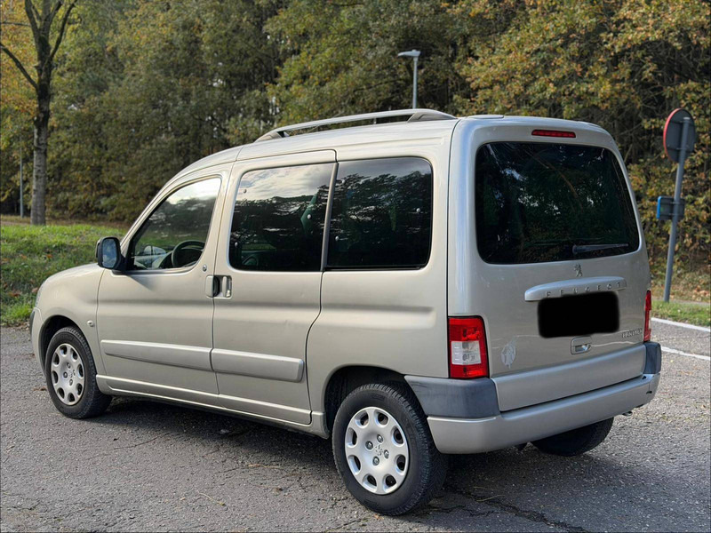 Peugeot Partner 1.6 HDI - Λιμουζίνα/ Sedan: φωτογραφία 4 Peugeot Partner 1.6 HDI - Λιμουζίνα/ Sedan: φωτογραφία 4