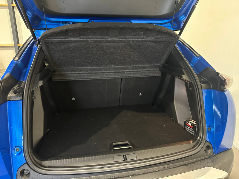 Peugeot e-2008 EV GT - SUV: φωτογραφία 5 Peugeot e-2008 EV GT - SUV: φωτογραφία 5