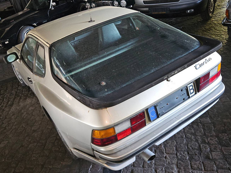 Porsche 944 Turbo - Λιμουζίνα/ Sedan: φωτογραφία 2 Porsche 944 Turbo - Λιμουζίνα/ Sedan: φωτογραφία 2