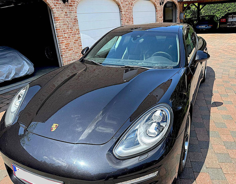 Porsche Panamera 3.0 V6 Diesel - Λιμουζίνα/ Sedan: φωτογραφία 1 Porsche Panamera 3.0 V6 Diesel - Λιμουζίνα/ Sedan: φωτογραφία 1