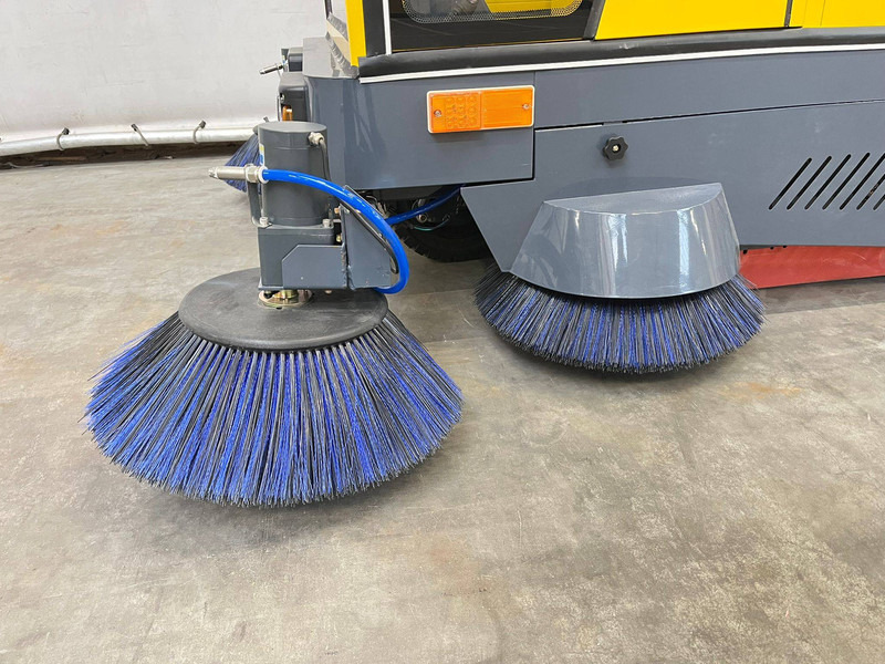 Σάρωθρο δρόμων RTE ST150: φωτογραφία 17