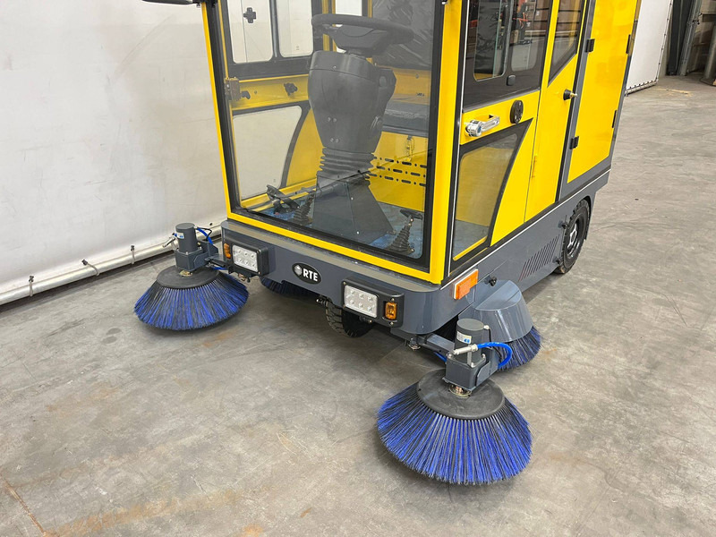 Σάρωθρο δρόμων RTE ST150: φωτογραφία 14