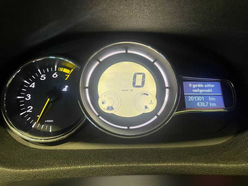 Renault Mégane - Αυτοκίνητο: φωτογραφία 5 Renault Mégane - Αυτοκίνητο: φωτογραφία 5