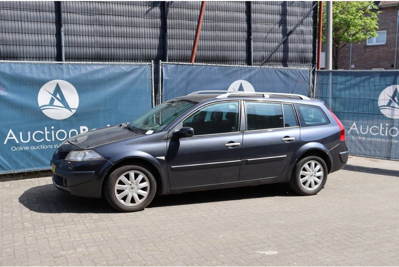 Renault Mégane - Αυτοκίνητο: φωτογραφία 1 Renault Mégane - Αυτοκίνητο: φωτογραφία 1