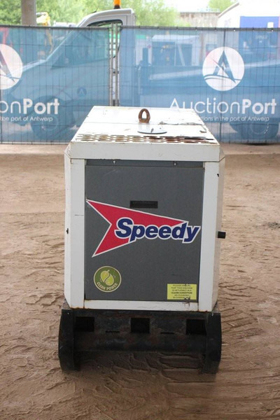 SDMO R22C3 - Βιομηχανική γεννήτρια: φωτογραφία 4 SDMO R22C3 - Βιομηχανική γεννήτρια: φωτογραφία 4