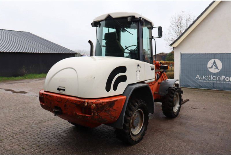 Ελαστιχοφόρος φορτωτής Schaeff 844AL100: φωτογραφία 6 Ελαστιχοφόρος φορτωτής Schaeff 844AL100: φωτογραφία 6