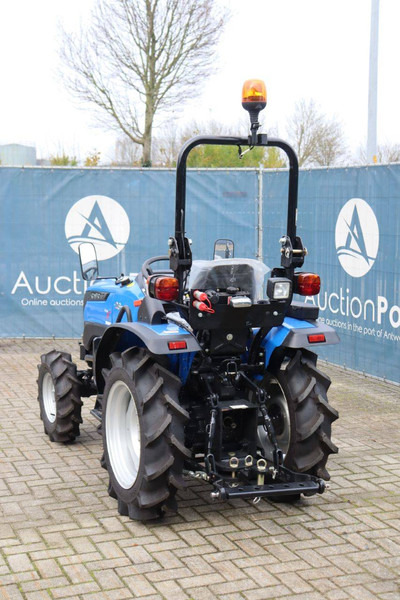 Solis 26 - Τρακτέρ: φωτογραφία 4 Solis 26 - Τρακτέρ: φωτογραφία 4