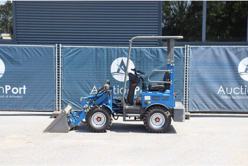 Tack 604 - Ελαστιχοφόρος φορτωτής: φωτογραφία 2 Tack 604 - Ελαστιχοφόρος φορτωτής: φωτογραφία 2