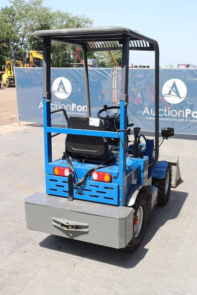 Tack 604 - Ελαστιχοφόρος φορτωτής: φωτογραφία 5 Tack 604 - Ελαστιχοφόρος φορτωτής: φωτογραφία 5