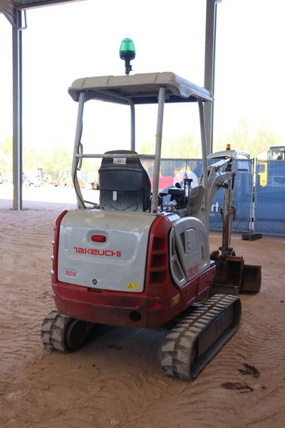 Takeuchi TB216 - Μίνι εκσκαφέας: φωτογραφία 5 Takeuchi TB216 - Μίνι εκσκαφέας: φωτογραφία 5