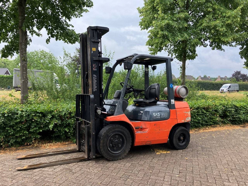 Toyota 02-7FGF30 - Υγραεριοκίνητο περονοφόρο: φωτογραφία 1 Toyota 02-7FGF30 - Υγραεριοκίνητο περονοφόρο: φωτογραφία 1