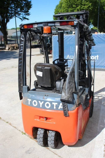 Toyota 8FBE15T - Ηλεκτροκίνητο περονοφόρο: φωτογραφία 5 Toyota 8FBE15T - Ηλεκτροκίνητο περονοφόρο: φωτογραφία 5