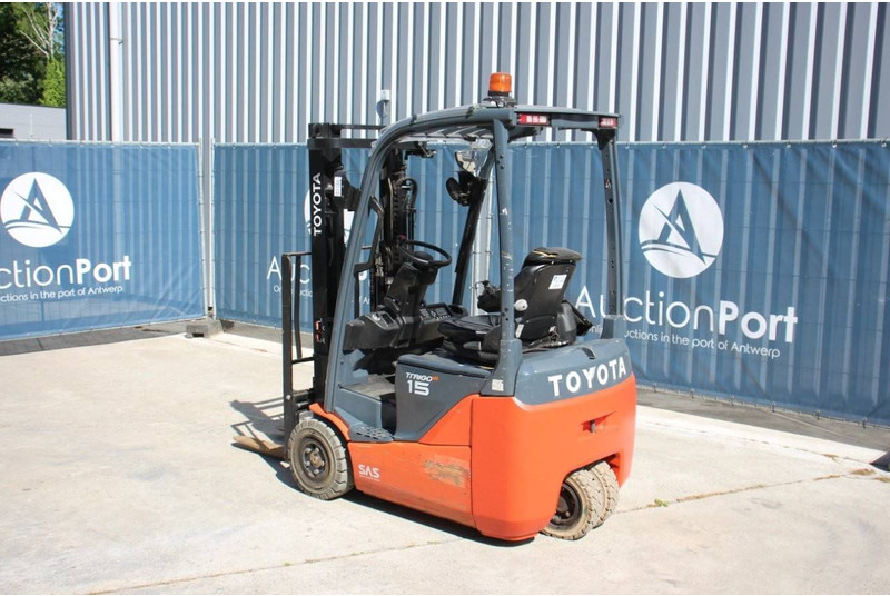 Toyota Traigo 15 - Ηλεκτροκίνητο περονοφόρο: φωτογραφία 3 Toyota Traigo 15 - Ηλεκτροκίνητο περονοφόρο: φωτογραφία 3