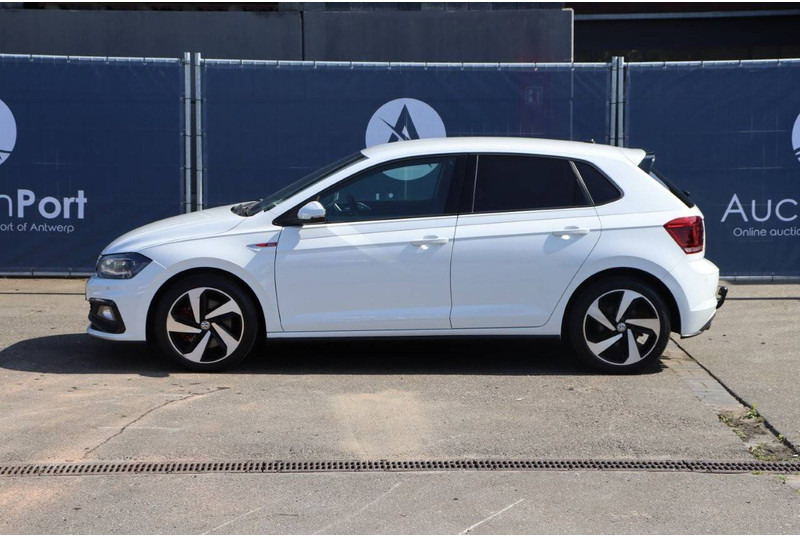 Volkswagen Polo GTI - Λιμουζίνα/ Sedan: φωτογραφία 2 Volkswagen Polo GTI - Λιμουζίνα/ Sedan: φωτογραφία 2