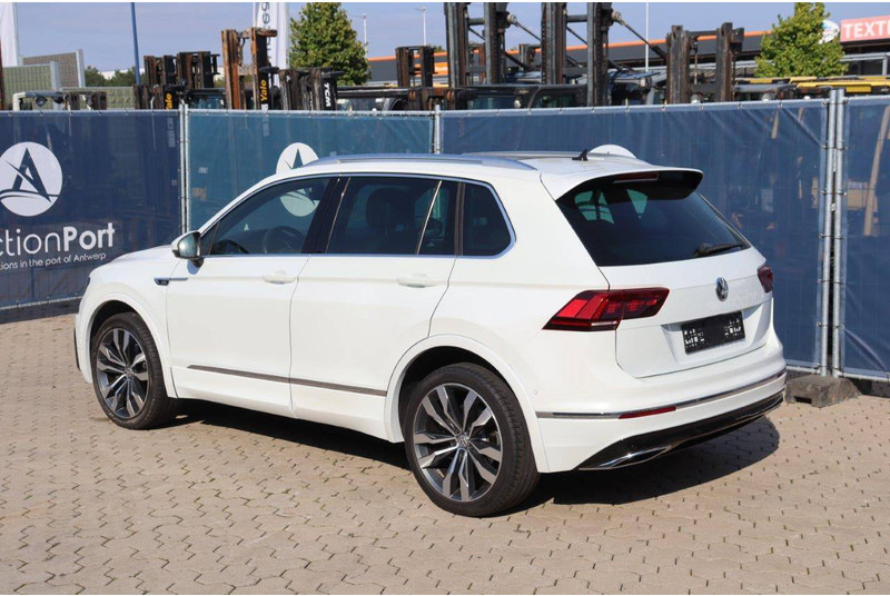 Volkswagen Tiguan R line - Αυτοκίνητο: φωτογραφία 4 Volkswagen Tiguan R line - Αυτοκίνητο: φωτογραφία 4