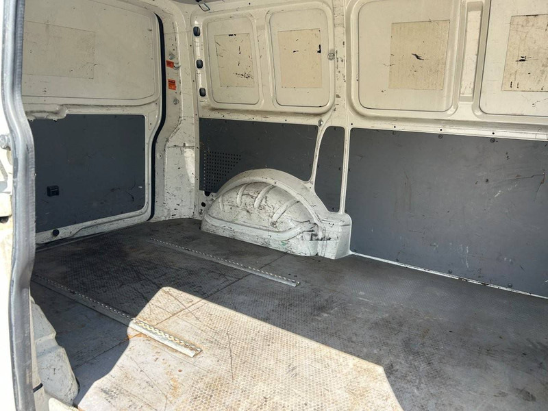 Volkswagen Transporter T5 - Βαν: φωτογραφία 5 Volkswagen Transporter T5 - Βαν: φωτογραφία 5