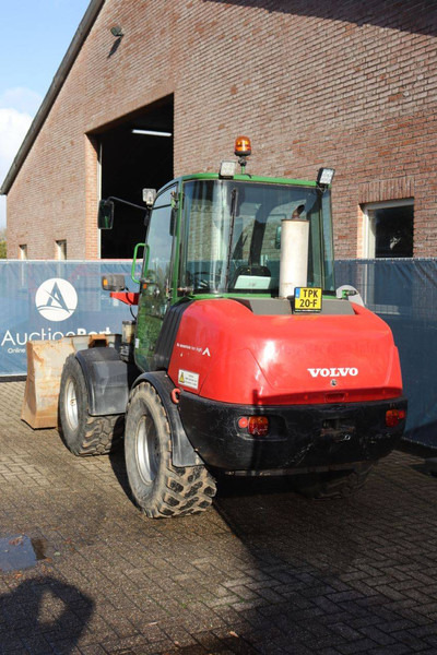 Volvo L25B-P - Ελαστιχοφόρος φορτωτής: φωτογραφία 4 Volvo L25B-P - Ελαστιχοφόρος φορτωτής: φωτογραφία 4