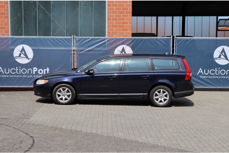 Volvo V70 - Αυτοκίνητο: φωτογραφία 2 Volvo V70 - Αυτοκίνητο: φωτογραφία 2