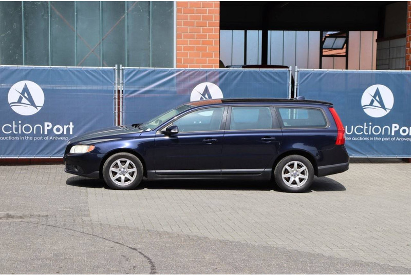 Volvo V70 - Αυτοκίνητο: φωτογραφία 1 Volvo V70 - Αυτοκίνητο: φωτογραφία 1