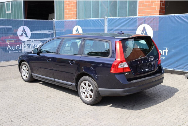 Volvo V70 - Αυτοκίνητο: φωτογραφία 4 Volvo V70 - Αυτοκίνητο: φωτογραφία 4