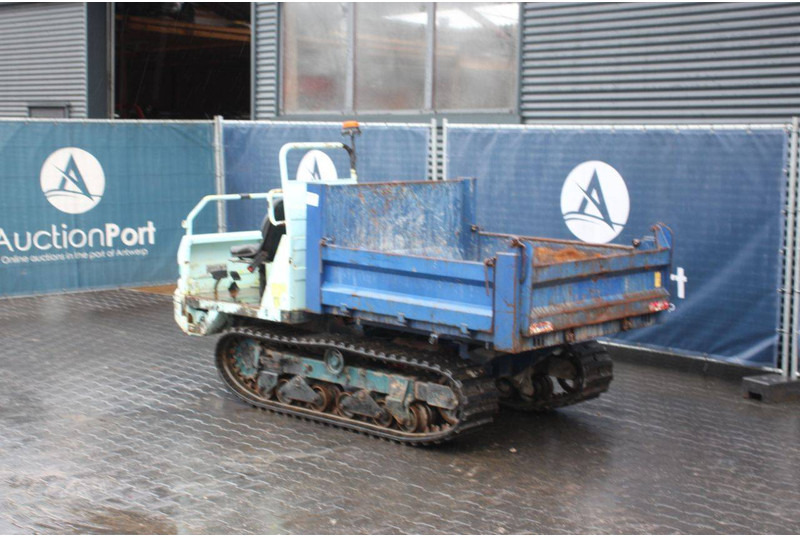 Yanmar C30R - Ανατρεπόμενο όχημα: φωτογραφία 3 Yanmar C30R - Ανατρεπόμενο όχημα: φωτογραφία 3