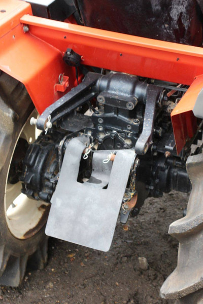 Τρακτέρ Yanmar F155D: φωτογραφία 20 Τρακτέρ Yanmar F155D: φωτογραφία 20