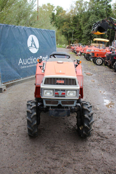 Τρακτέρ Yanmar F155D: φωτογραφία 7 Τρακτέρ Yanmar F155D: φωτογραφία 7