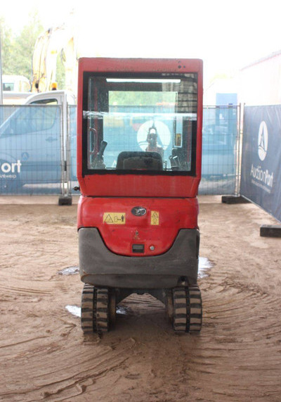 Yanmar SV15 - Μίνι εκσκαφέας: φωτογραφία 4 Yanmar SV15 - Μίνι εκσκαφέας: φωτογραφία 4