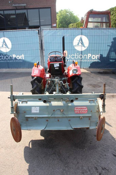 Yanmar YM1610 - Τρακτέρ: φωτογραφία 4 Yanmar YM1610 - Τρακτέρ: φωτογραφία 4