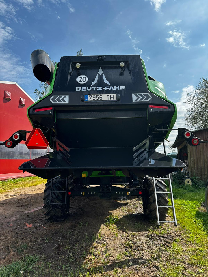DEUTZ-FAHR C 9306 TS - Θεριζοαλωνιστική μηχανή: φωτογραφία 4 DEUTZ-FAHR C 9306 TS - Θεριζοαλωνιστική μηχανή: φωτογραφία 4