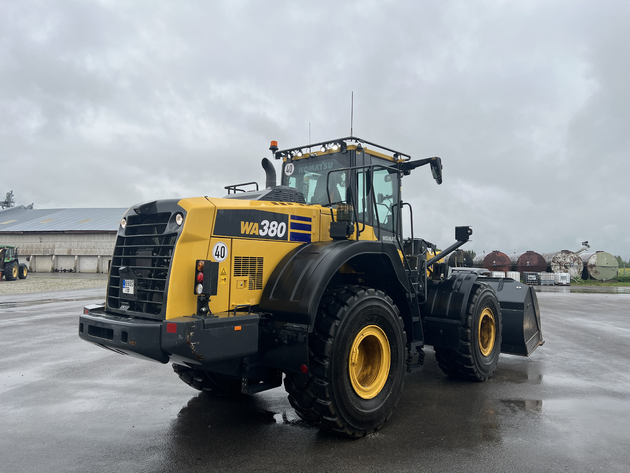 KOMATSU WA 380-8E0 - Ελαστιχοφόρος φορτωτής: φωτογραφία 5 KOMATSU WA 380-8E0 - Ελαστιχοφόρος φορτωτής: φωτογραφία 5