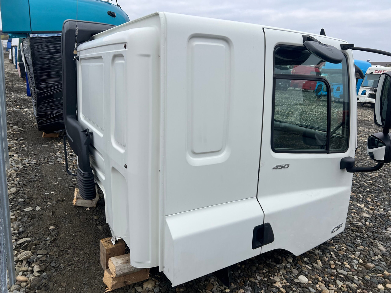 CABINA DAF CF SLEEPER CAB L2H1 - Καμπίνα για Φορτηγό: φωτογραφία 5 CABINA DAF CF SLEEPER CAB L2H1 - Καμπίνα για Φορτηγό: φωτογραφία 5