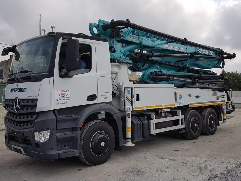 Mercedes-Benz 3343 P - Αντλία σκυροδέματος: φωτογραφία 1 Mercedes-Benz 3343 P - Αντλία σκυροδέματος: φωτογραφία 1