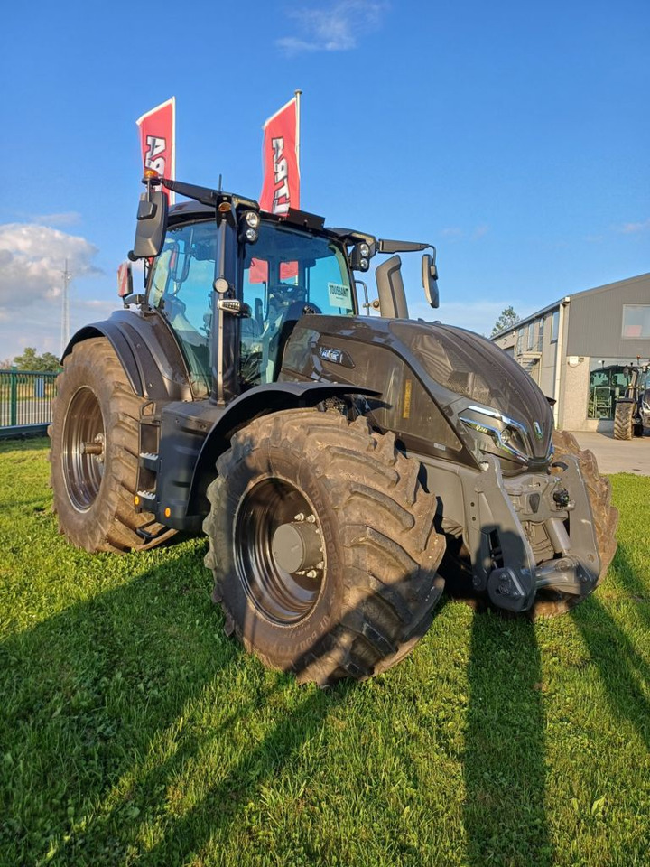 Valtra Q245 - Τρακτέρ: φωτογραφία 3 Valtra Q245 - Τρακτέρ: φωτογραφία 3