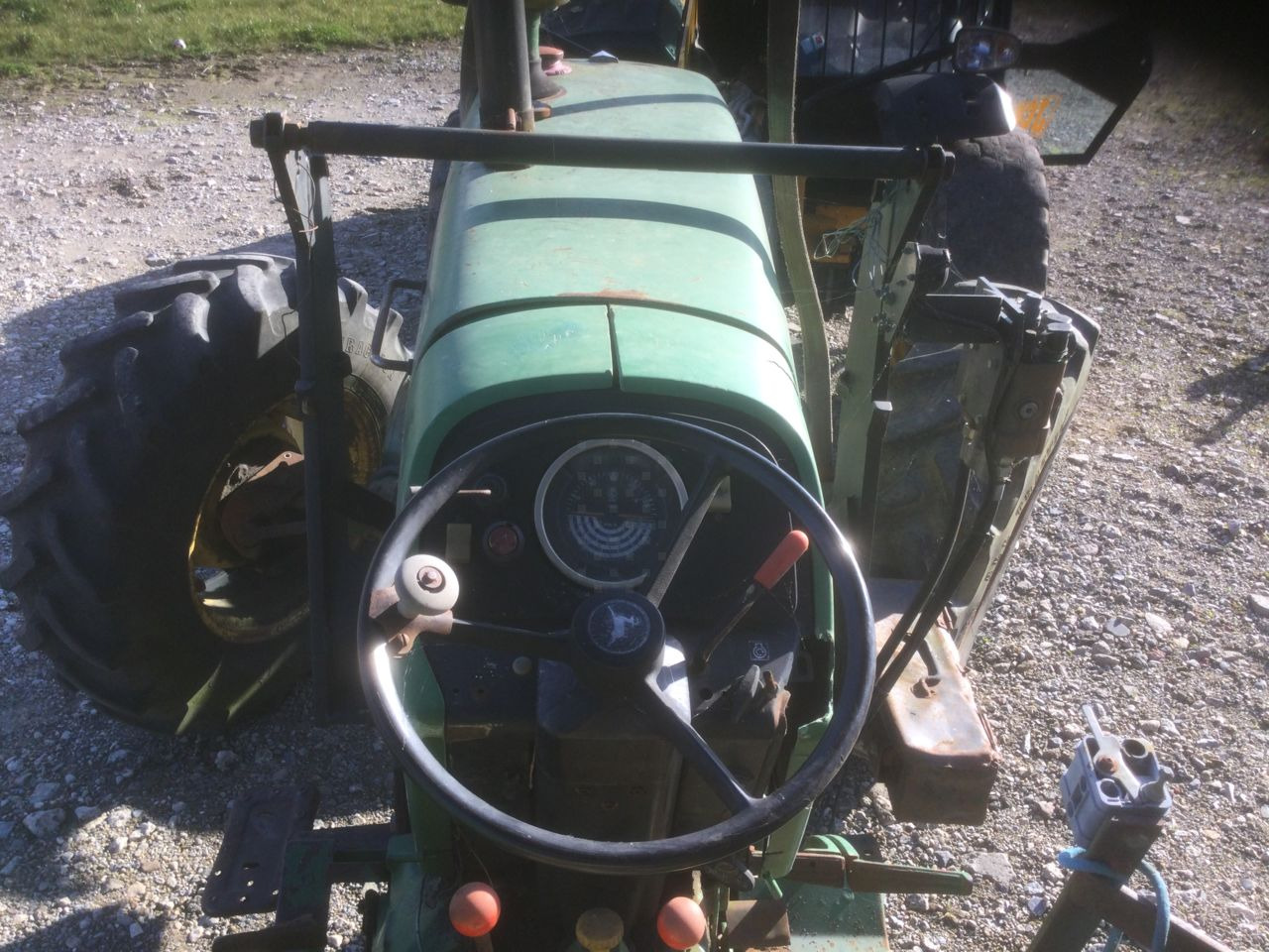 John Deere 1640 - Τρακτέρ: φωτογραφία 3 John Deere 1640 - Τρακτέρ: φωτογραφία 3