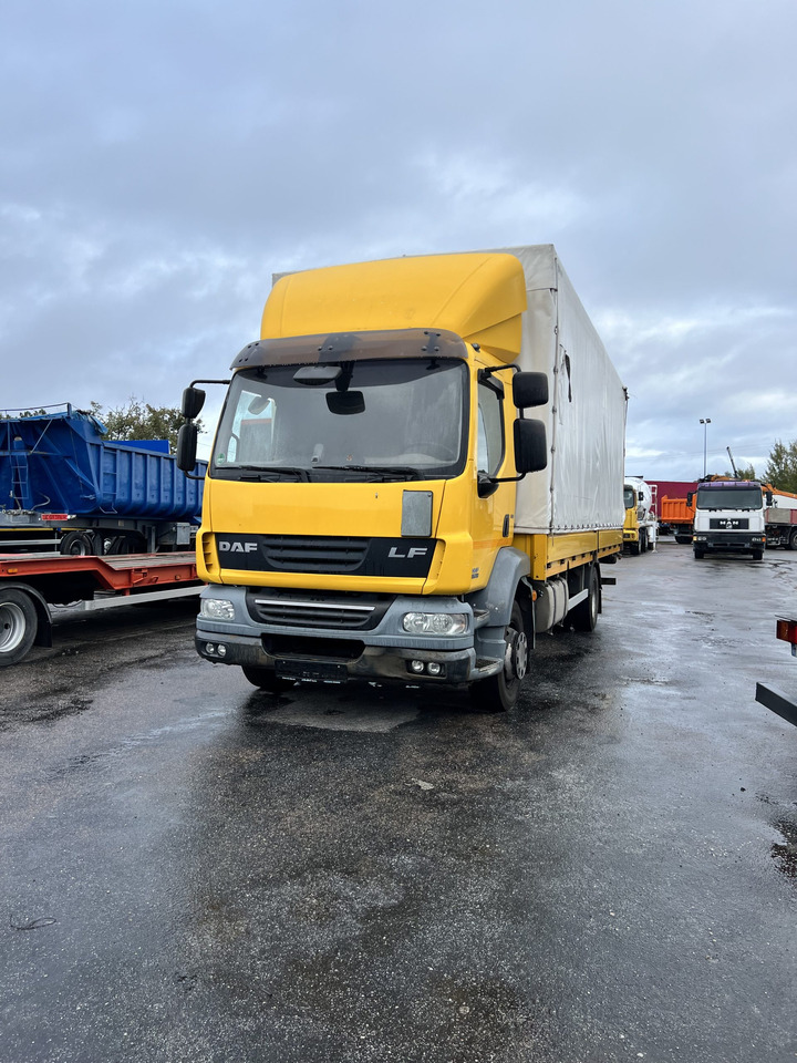 CAMION TAULINER DAF 55.250 - Φορτηγό μουσαμάς: φωτογραφία 1 CAMION TAULINER DAF 55.250 - Φορτηγό μουσαμάς: φωτογραφία 1