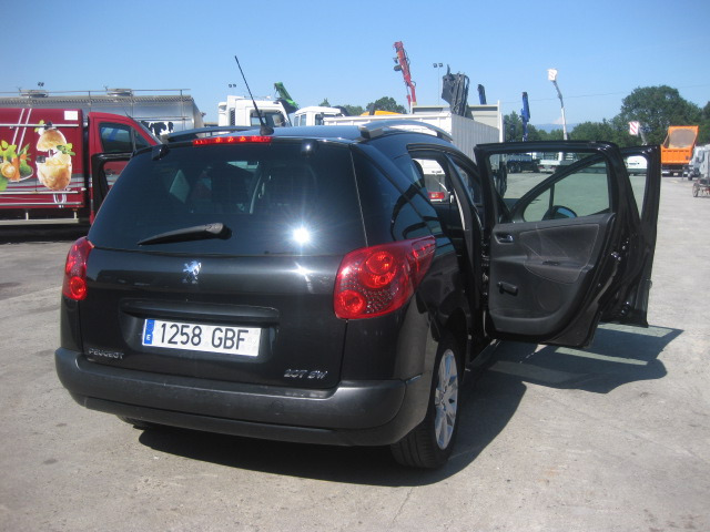 PEUGEOT 207 SW - Αυτοκίνητο: φωτογραφία 1 PEUGEOT 207 SW - Αυτοκίνητο: φωτογραφία 1