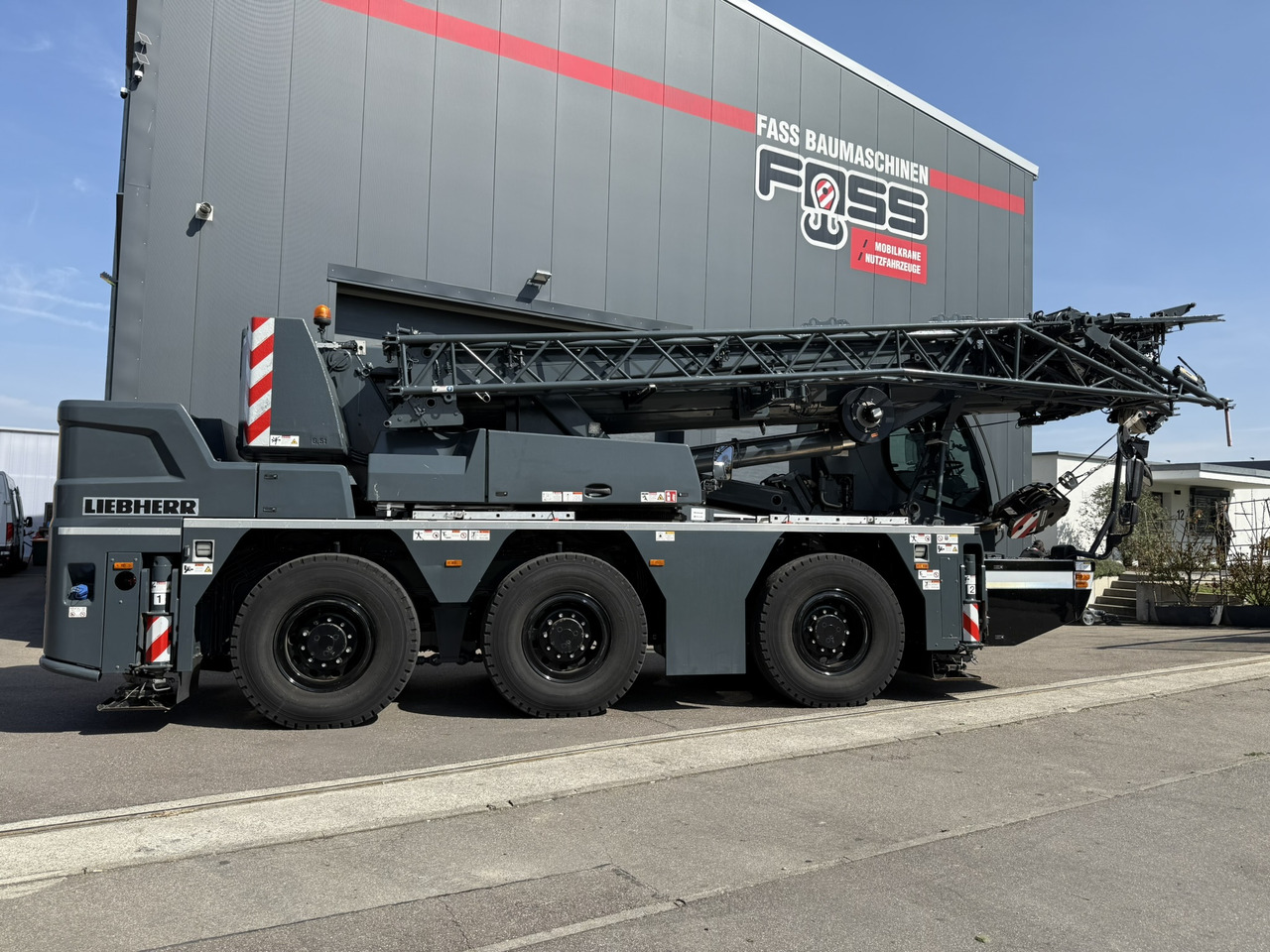 Liebherr LTC 1050-3.1 | 6 x 6 | Klappspitze | Funk inkl. RemoteDrive - Τηλεσκοπικός γερανός: φωτογραφία 5 Liebherr LTC 1050-3.1 | 6 x 6 | Klappspitze | Funk inkl. RemoteDrive - Τηλεσκοπικός γερανός: φωτογραφία 5