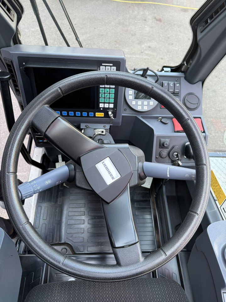 Μίσθωση  Liebherr LTC 1050-3.1 | 6 x 6 | Klappspitze | Funk inkl. RemoteDrive Liebherr LTC 1050-3.1 | 6 x 6 | Klappspitze | Funk inkl. RemoteDrive: φωτογραφία 13
