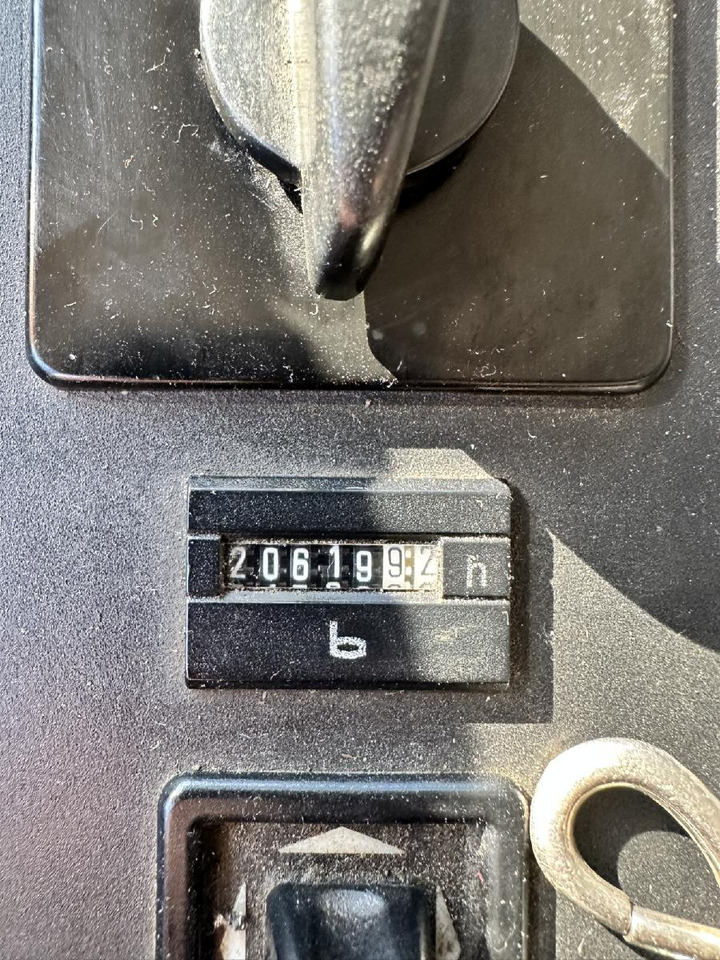 Τηλεσκοπικός γερανός Liebherr LTM 1040-2.1 (06 - 051 510): φωτογραφία 13 Τηλεσκοπικός γερανός Liebherr LTM 1040-2.1 (06 - 051 510): φωτογραφία 13