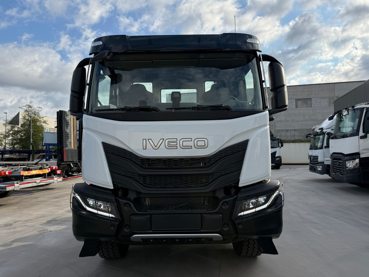 IVECO AD300X46Z OFF X-Way E6 (Chassis) - Φορτηγό σασί: φωτογραφία 3 IVECO AD300X46Z OFF X-Way E6 (Chassis) - Φορτηγό σασί: φωτογραφία 3