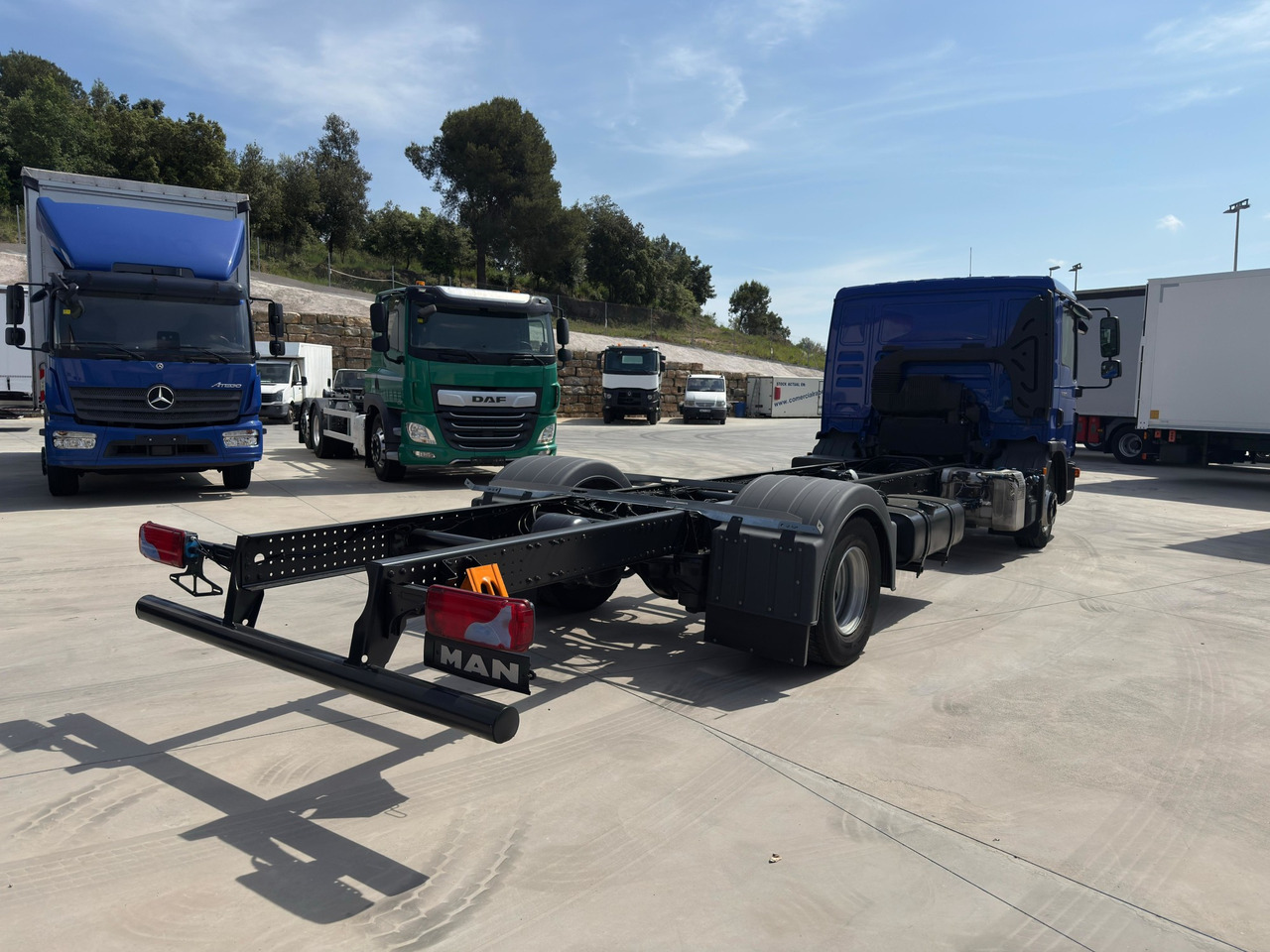 MAN 12.190 BL TGL E6 (Chassis) - Φορτηγό σασί: φωτογραφία 3 MAN 12.190 BL TGL E6 (Chassis) - Φορτηγό σασί: φωτογραφία 3