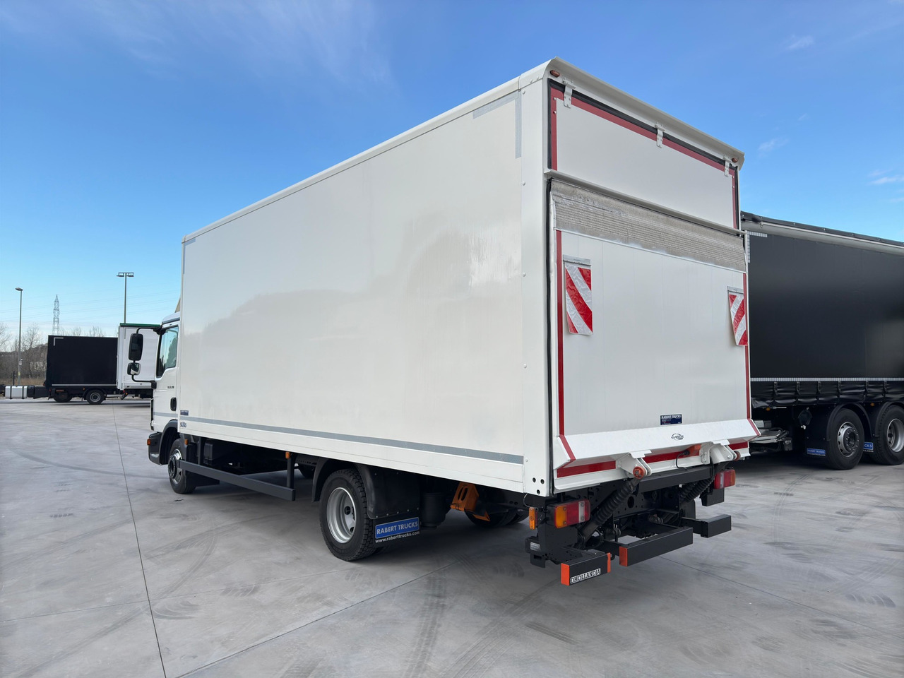 MAN 8.190 TGL E6 (VAN) - Φορτηγό κόφα: φωτογραφία 4 MAN 8.190 TGL E6 (VAN) - Φορτηγό κόφα: φωτογραφία 4