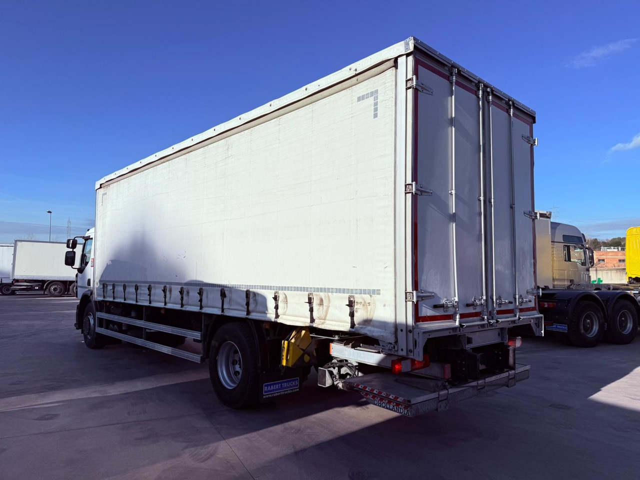 RENAULT D19.280 E6 (Tauliner) - Φορτηγό μουσαμάς: φωτογραφία 4 RENAULT D19.280 E6 (Tauliner) - Φορτηγό μουσαμάς: φωτογραφία 4