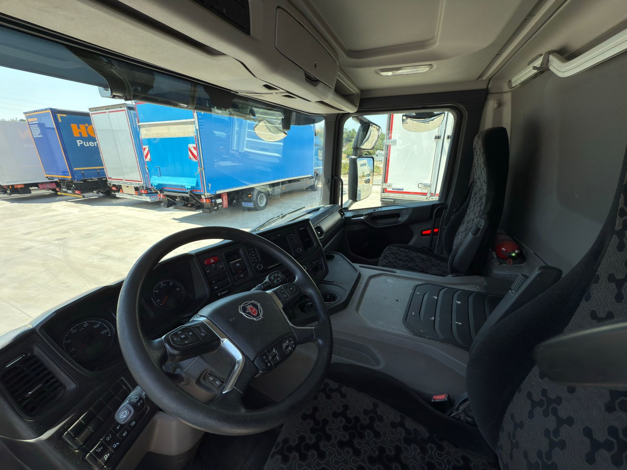 SCANIA P360 E6 (VAN) - Φορτηγό κόφα: φωτογραφία 5 SCANIA P360 E6 (VAN) - Φορτηγό κόφα: φωτογραφία 5