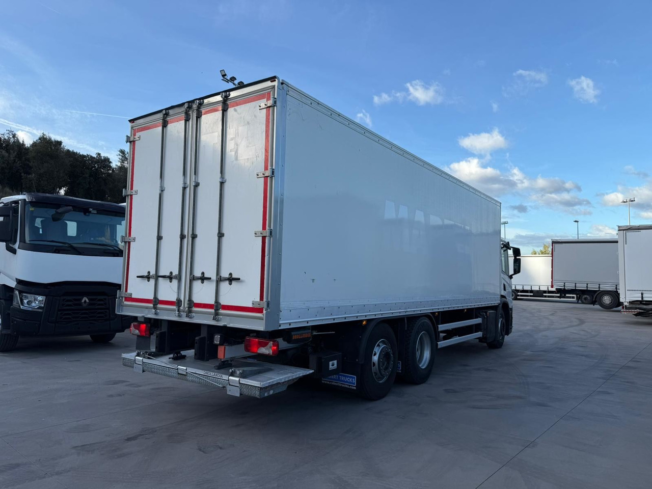 SCANIA P360 E6 (VAN) - Φορτηγό κόφα: φωτογραφία 4 SCANIA P360 E6 (VAN) - Φορτηγό κόφα: φωτογραφία 4
