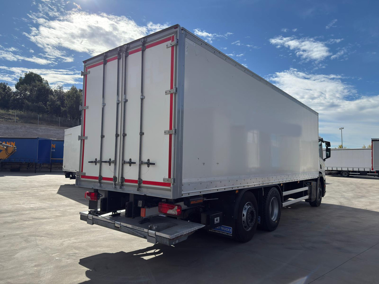 SCANIA P360 E6 (VAN) - Φορτηγό κόφα: φωτογραφία 4 SCANIA P360 E6 (VAN) - Φορτηγό κόφα: φωτογραφία 4