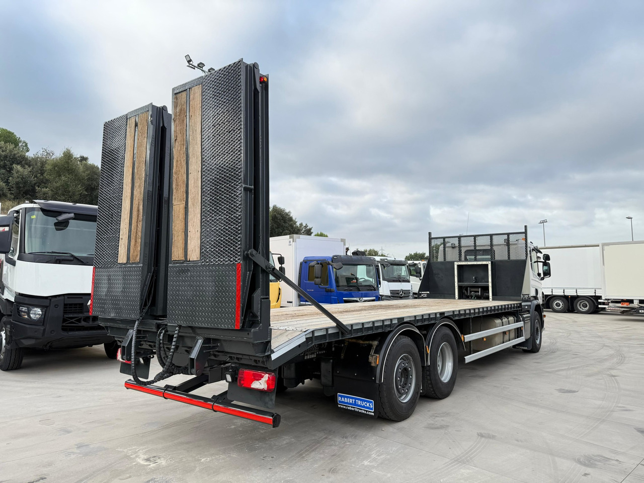 SCANIA P410 E6 (Platform) - Φορτηγό αυτοκινητάμαξα: φωτογραφία 3 SCANIA P410 E6 (Platform) - Φορτηγό αυτοκινητάμαξα: φωτογραφία 3