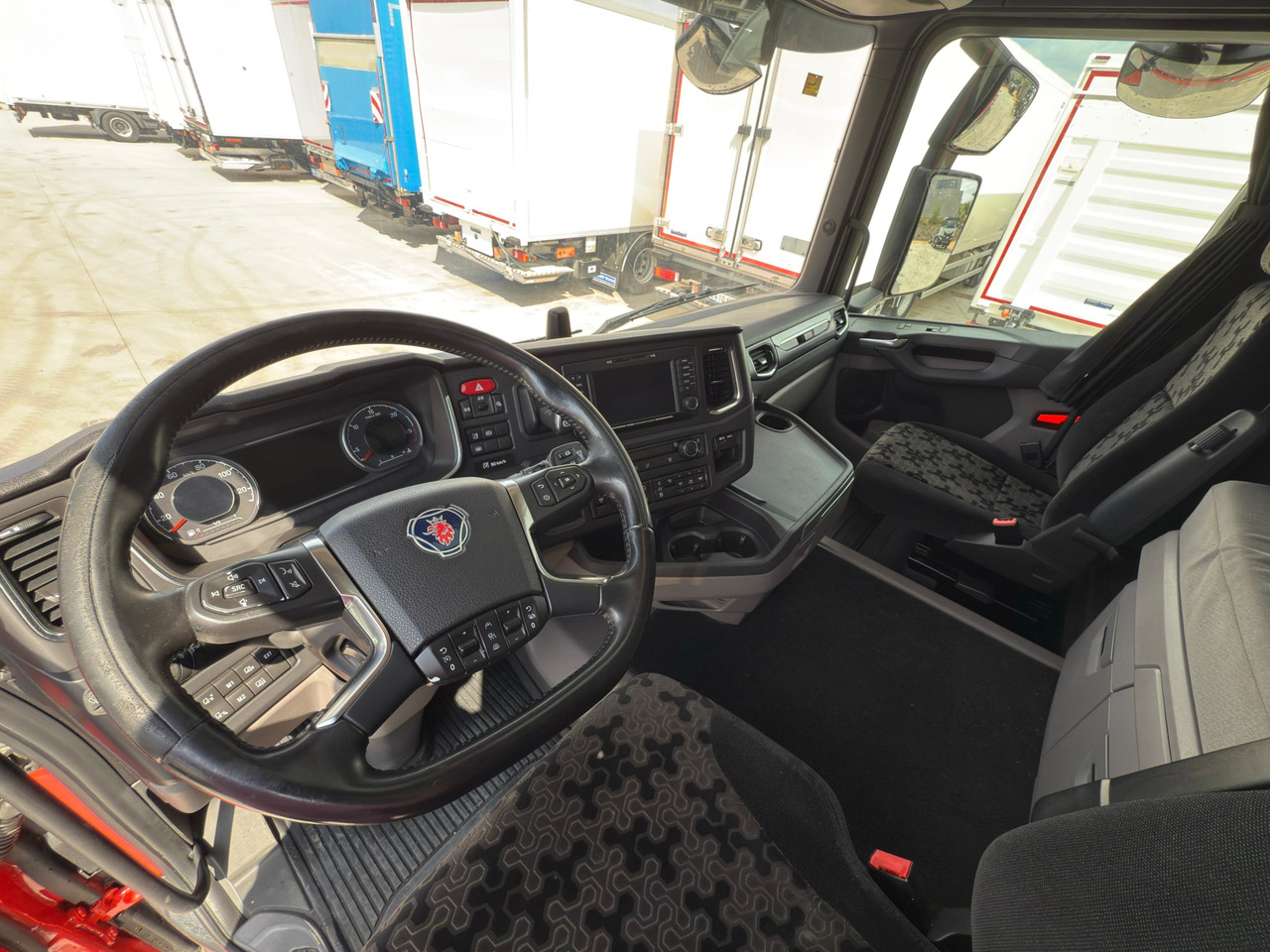 SCANIA R450 E6 (Tauliner) - Φορτηγό μουσαμάς: φωτογραφία 5 SCANIA R450 E6 (Tauliner) - Φορτηγό μουσαμάς: φωτογραφία 5