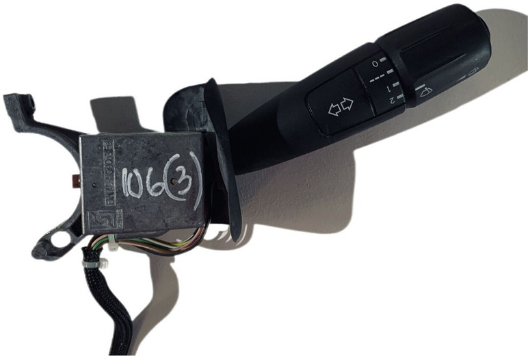 DAF 106 - Ρελέ: φωτογραφία 1 DAF 106 - Ρελέ: φωτογραφία 1